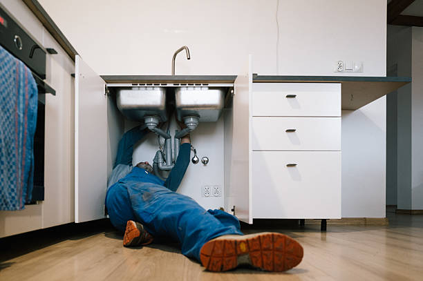 Professional Emergency Plumber technician working in Big Cove Tannery, PA